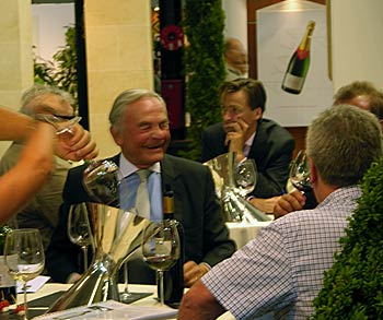 bernard magrez chateau pape clément vinexpo bordeaux 2009